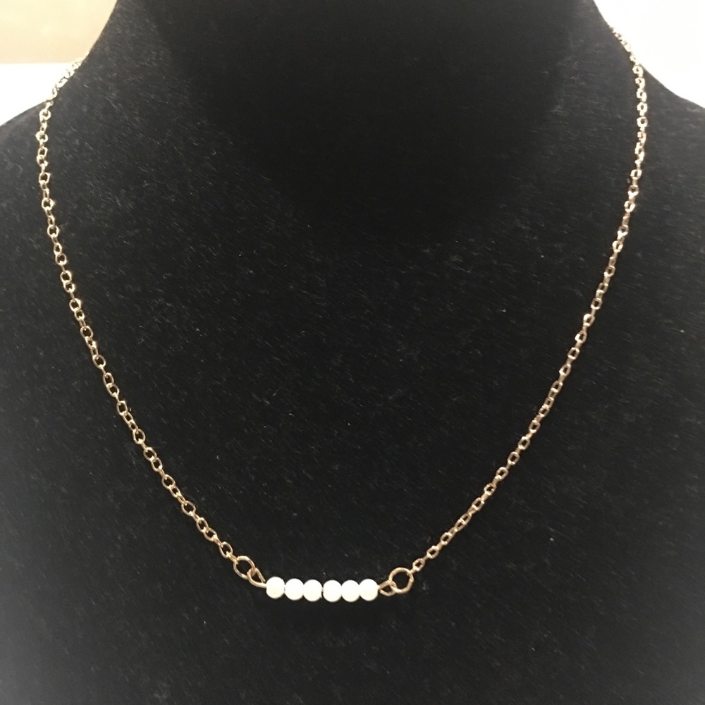 Simple Gold Tone Chain Necklace Pearls Bar Pendant